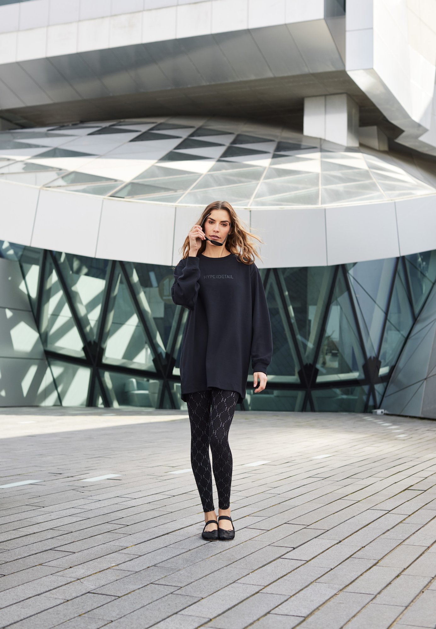 Sweatshirt "Oversize" | Polyester | Sort -Hype the Detail Sweatshirt "Oversize" | Polyester | Sort -Hype the Detail