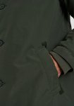 Trenchcoat | 100% polyester  | Grøn -Resteröds