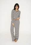 Langærmet T-shirt "rib" | Bambusviskose | Blåstribet -JBS of Denmark Women