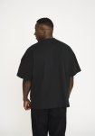 T-shirt m. print "dev" | 100% bomuld | Sort -Resteröds