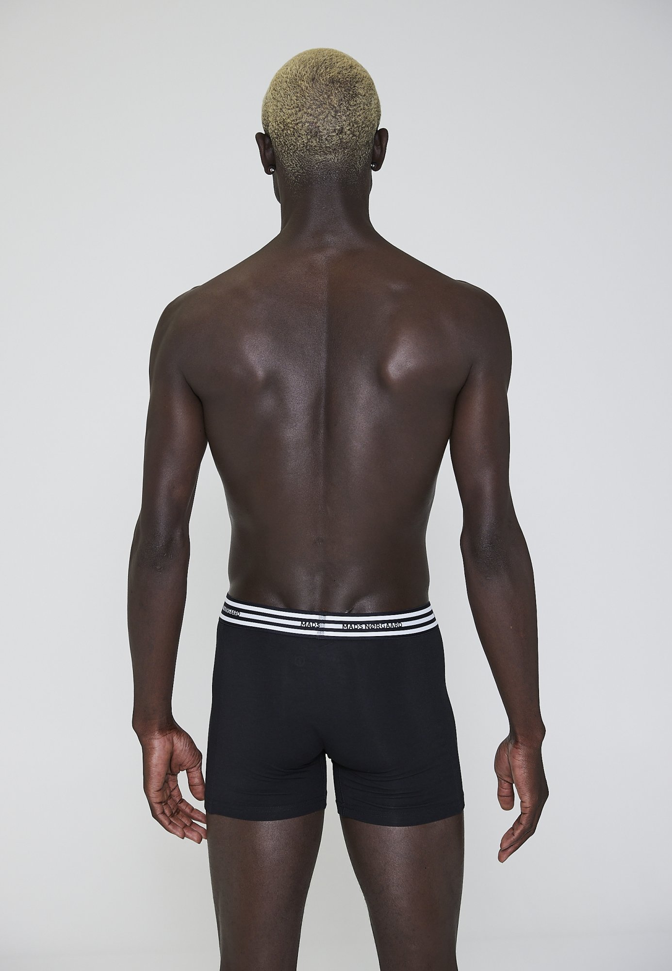 Tights i gaveæske | 5-pak | Økologisk bambusviskose | Sort -JBS x Mads Nørgaard Tights i gaveæske | 5-pak | Økologisk bambusviskose | Sort -JBS x Mads Nørgaard