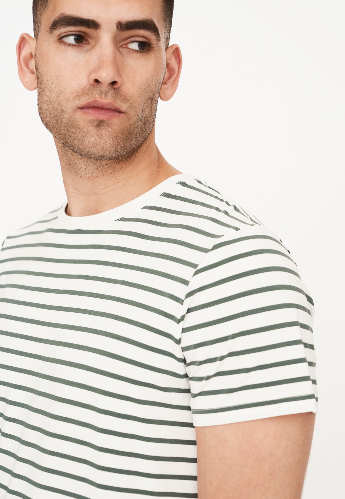 T-shirt "o-neck" | Bambusviskose | Grønstribet -Resteröds T-shirt "o-neck" | Bambusviskose | Grønstribet -Resteröds