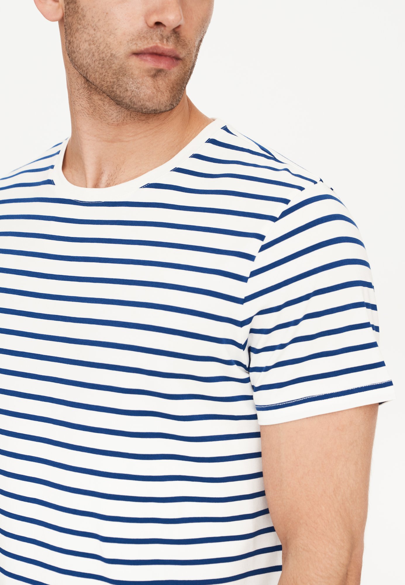 T-shirt "o-neck" | Bambusviskose | Blåstribet -Resteröds T-shirt "o-neck" | Bambusviskose | Blåstribet -Resteröds