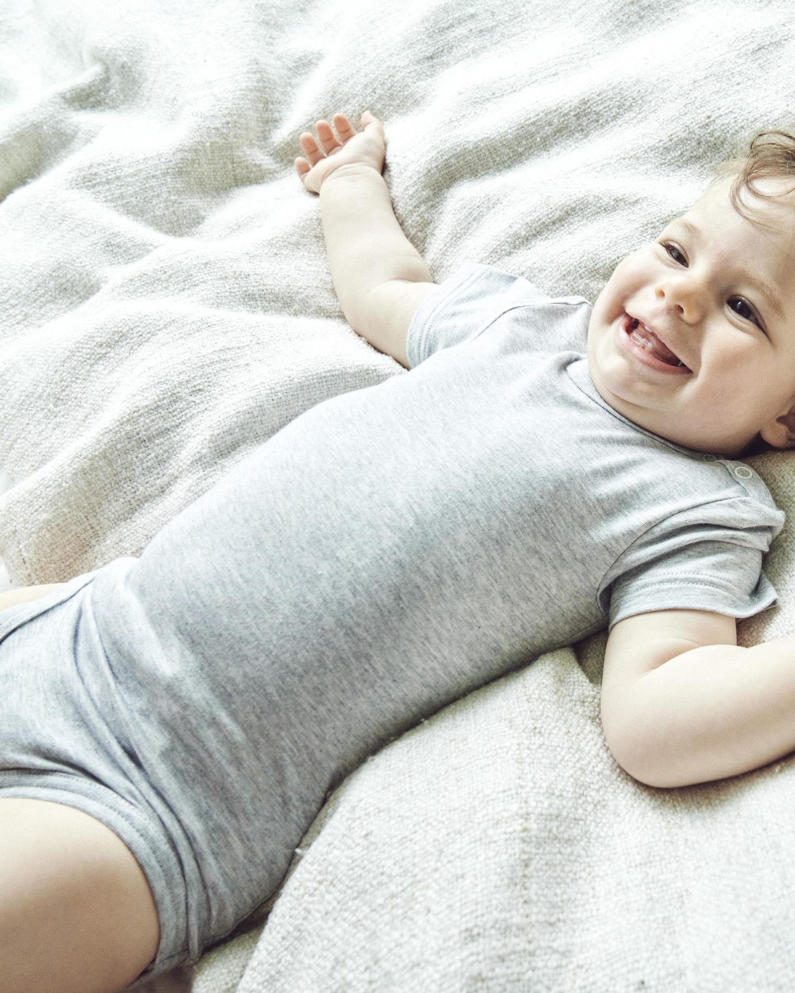 Kortærmet body | 4-pak | Bambusviskose | Grå -JBS of Denmark Kids Kortærmet body | 4-pak | Bambusviskose | Grå -JBS of Denmark Kids