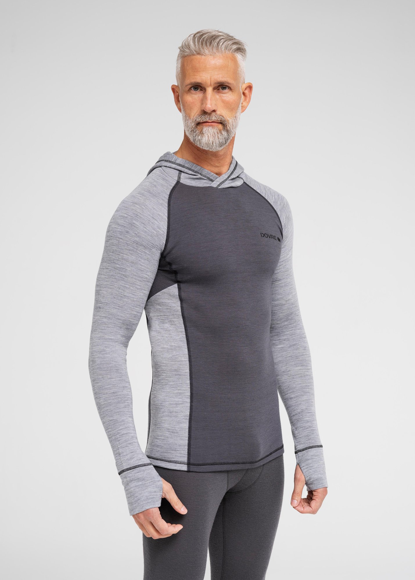 Langærmet t-shirt med hætte | 100% merino uld | Grå -Dovre Langærmet t-shirt med hætte | 100% merino uld | Grå -Dovre