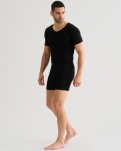 T-shirt "sweatproof" v-neck | Økologisk bambusviskose | Sort -JBS